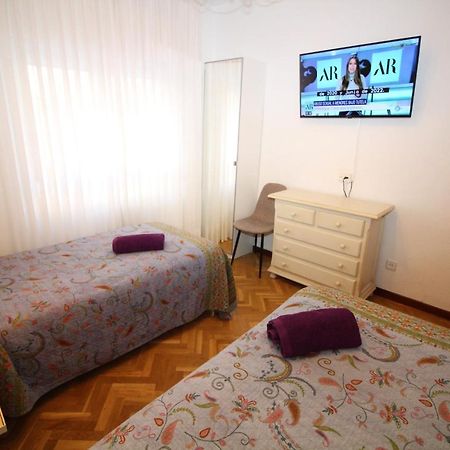 Apartamento Alojamiento Adelfas Madrid Exterior foto