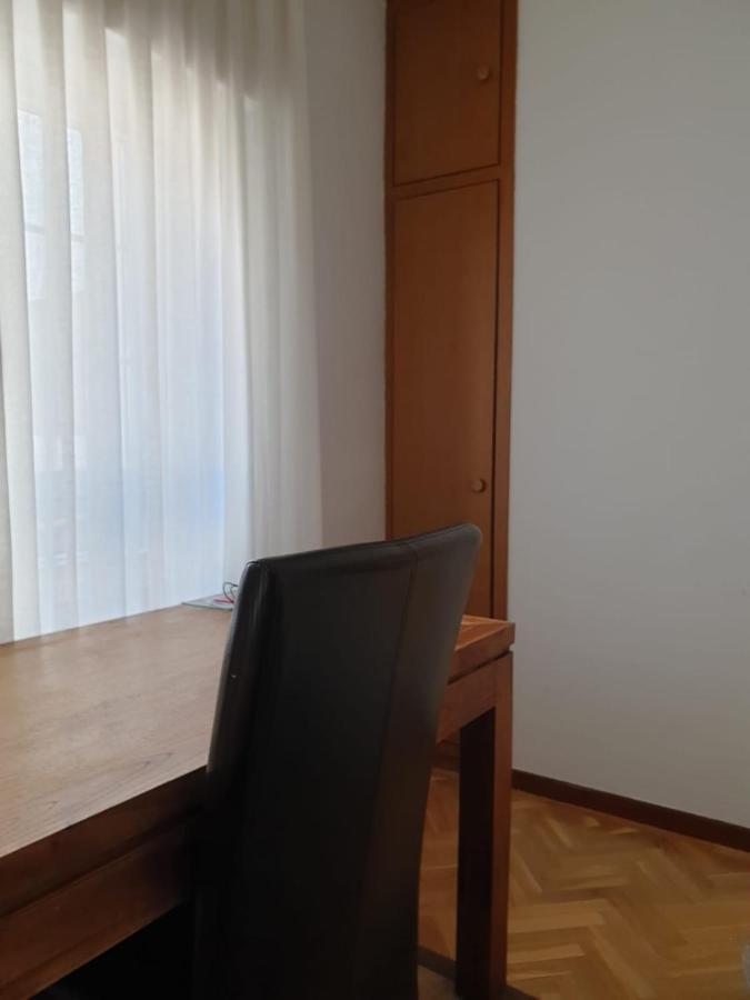 Apartamento Alojamiento Adelfas Madrid Exterior foto