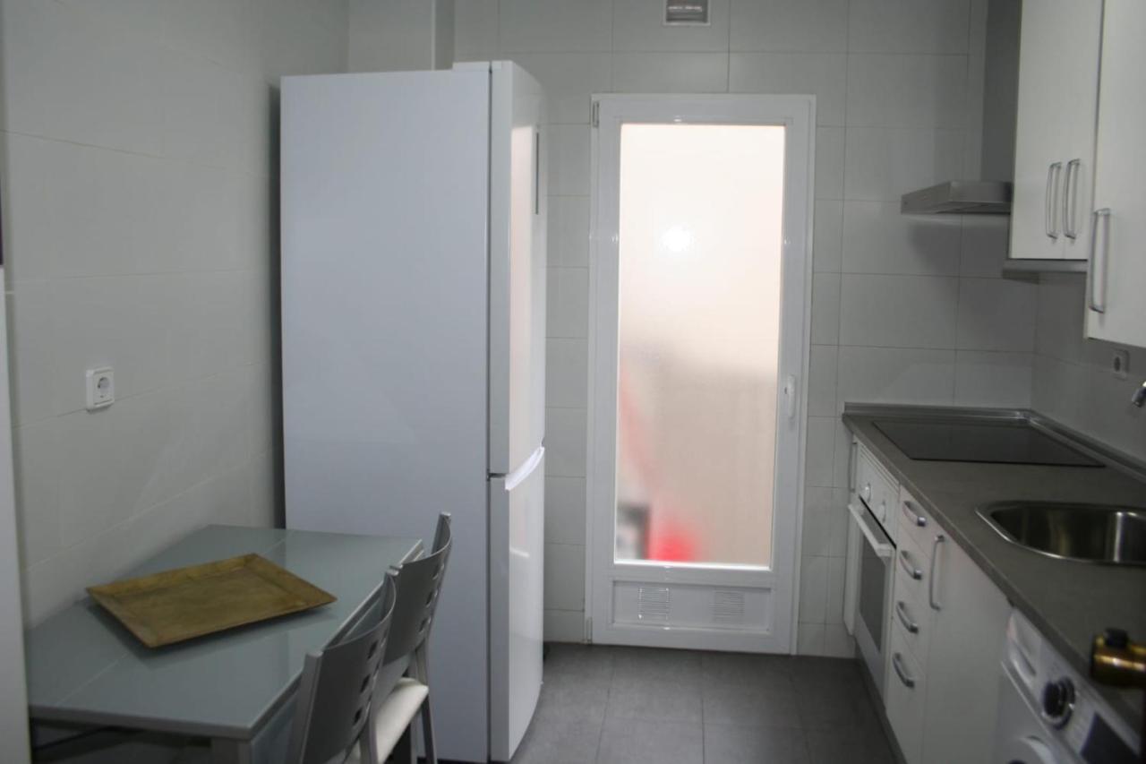 Apartamento Alojamiento Adelfas Madrid Exterior foto